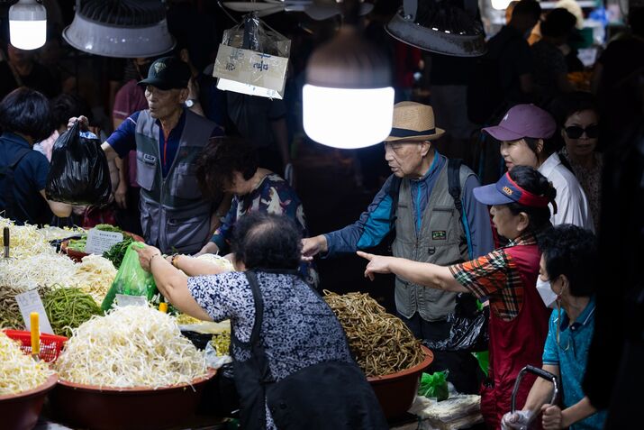 Shoppers Preparing For Chuseok Holiday