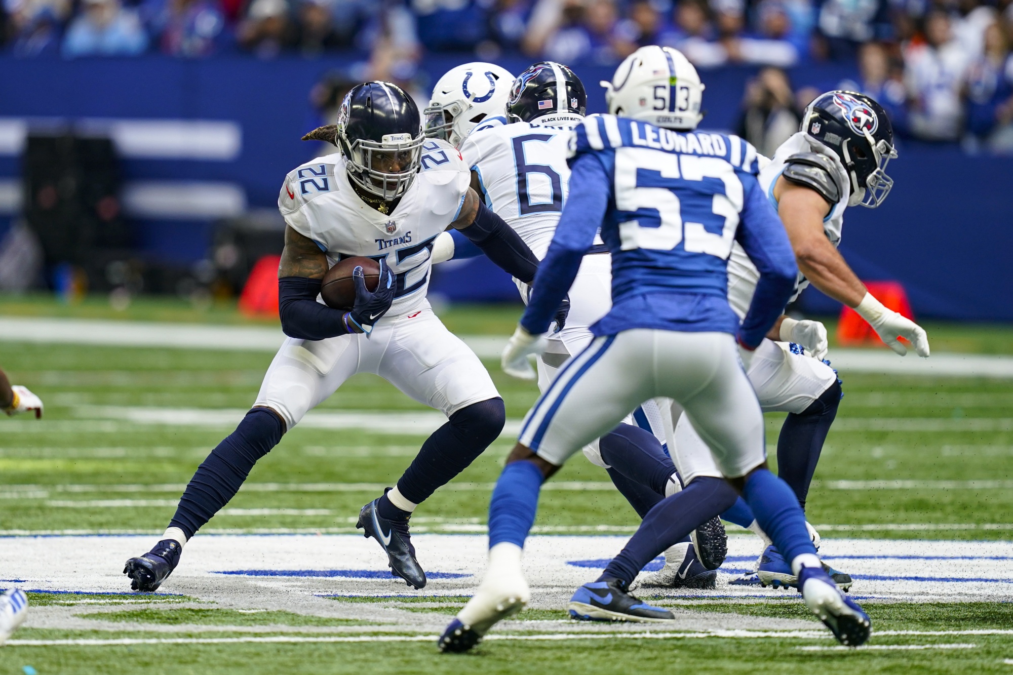 Rushing leader Derrick Henry, Titans make a multi-year deal just