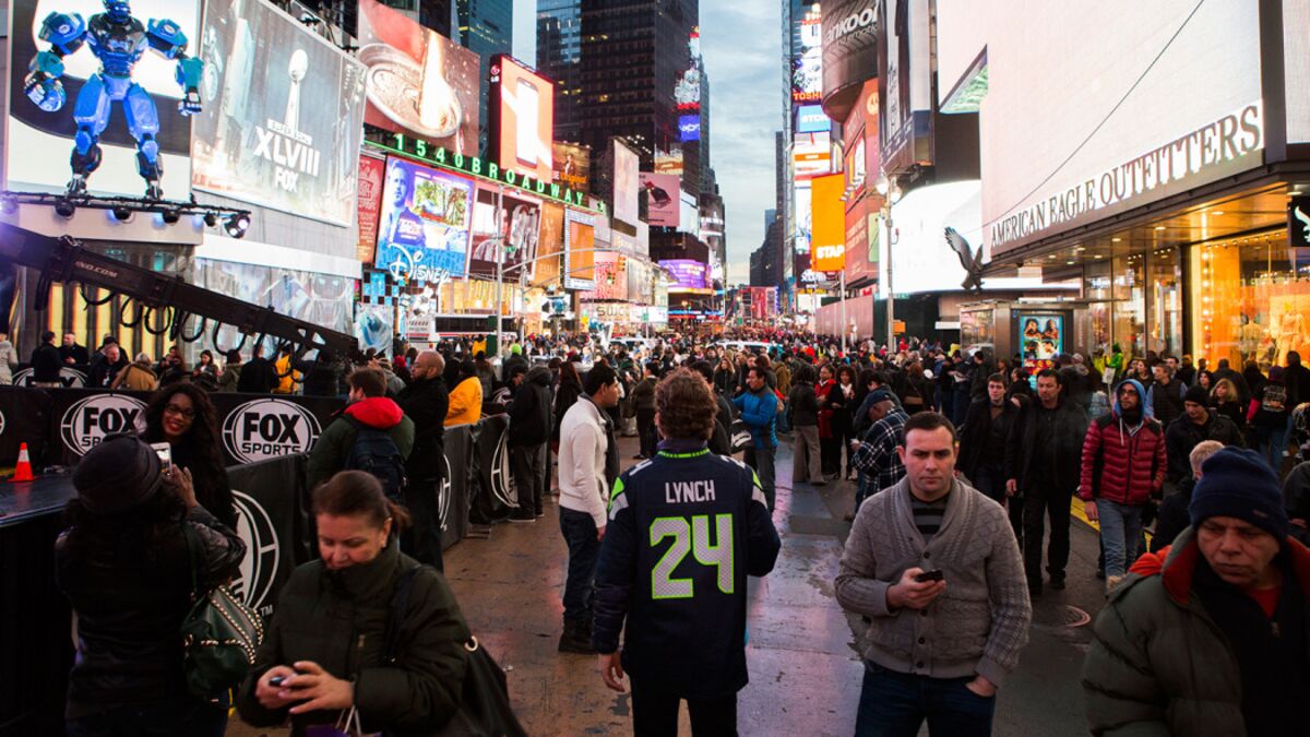 Super Bowl's 'Radio Row' Attracts Big Crowds