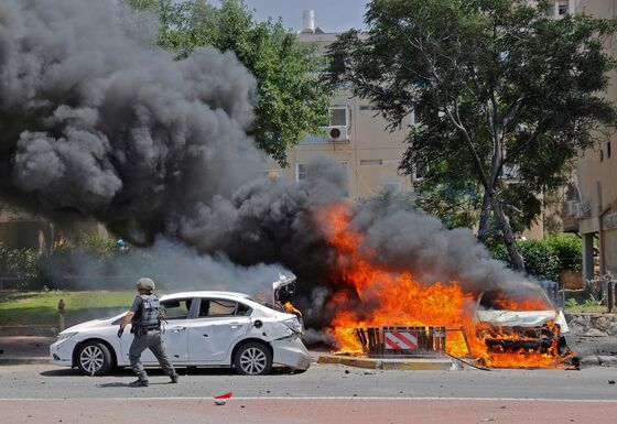 Israel Coalition Talks Shaken by Clashes With Palestinians
