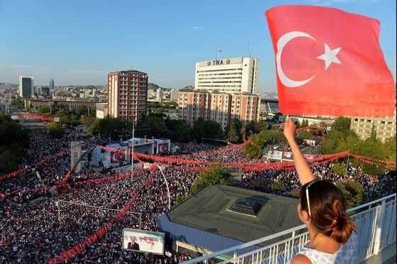 Erdogan Rules as Turkey's Mayor, But He May Be Losing the Cities