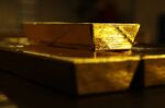 Gold Bar Casting At Valcambi SA Precious Metals Refinery 