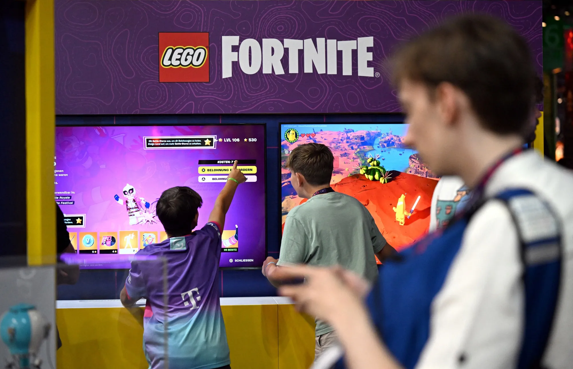 Lego CEO Wants to Copy Fortnite Success With More Game Deals - Bloomberg