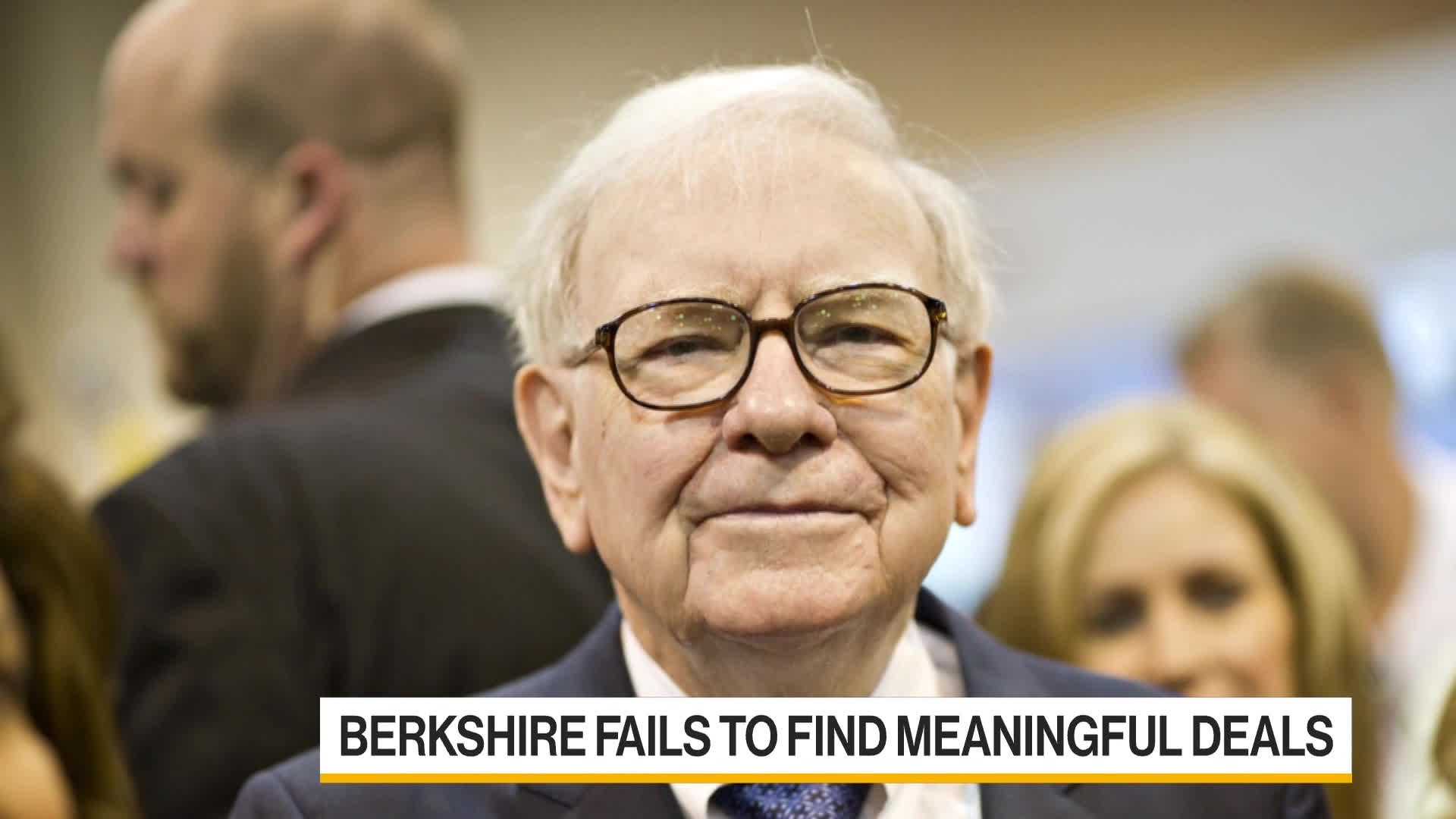 Watch Warren Buffett’s Berkshire Hathaway Posts Record Cash Pile ...