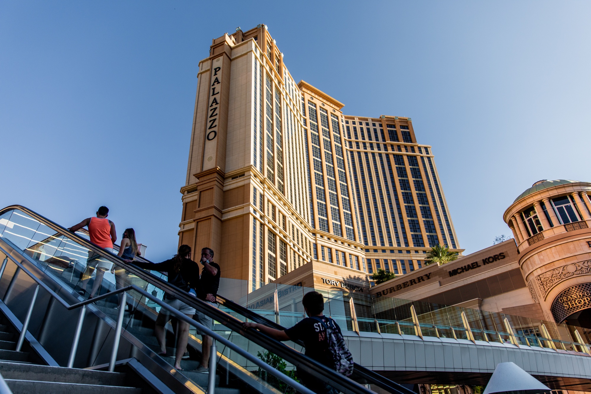 Las Vegas Sands Properties Ahead Of Earnings Figures 