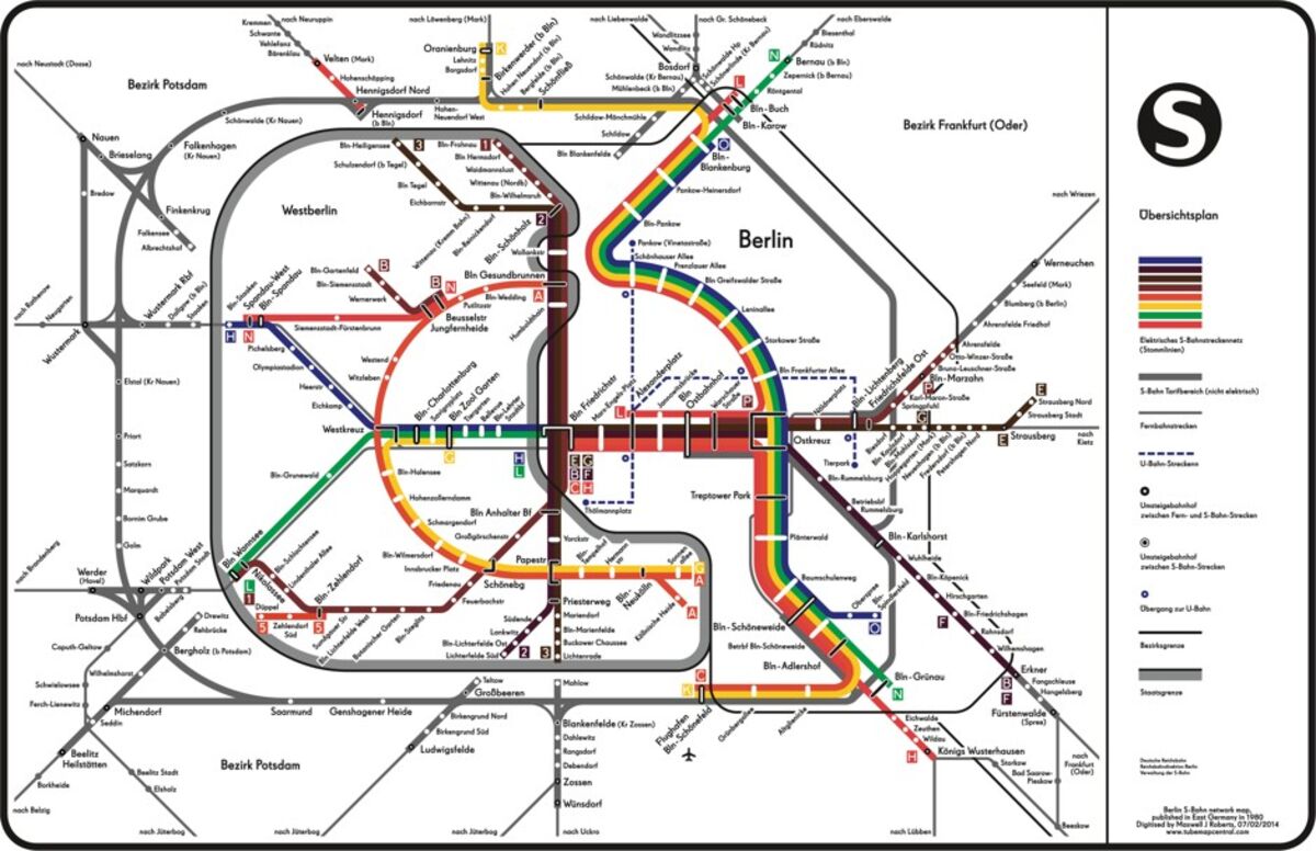 A Recreated S Bahn Map From A Divided Berlin Bloomberg