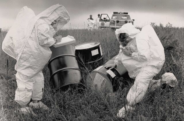 3M hazardous disposal teams, Woodbury, Minnesota, in 1991. 