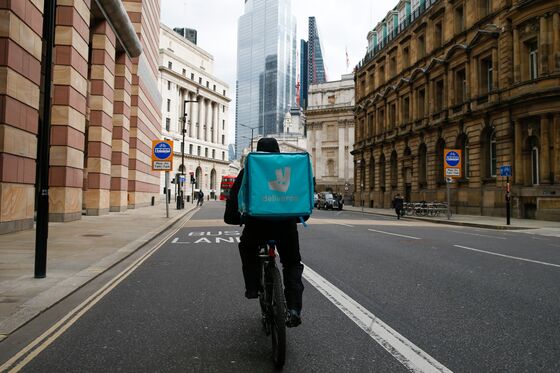 Deliveroo to Dimon Stoke Fears About London’s Post-Brexit Future