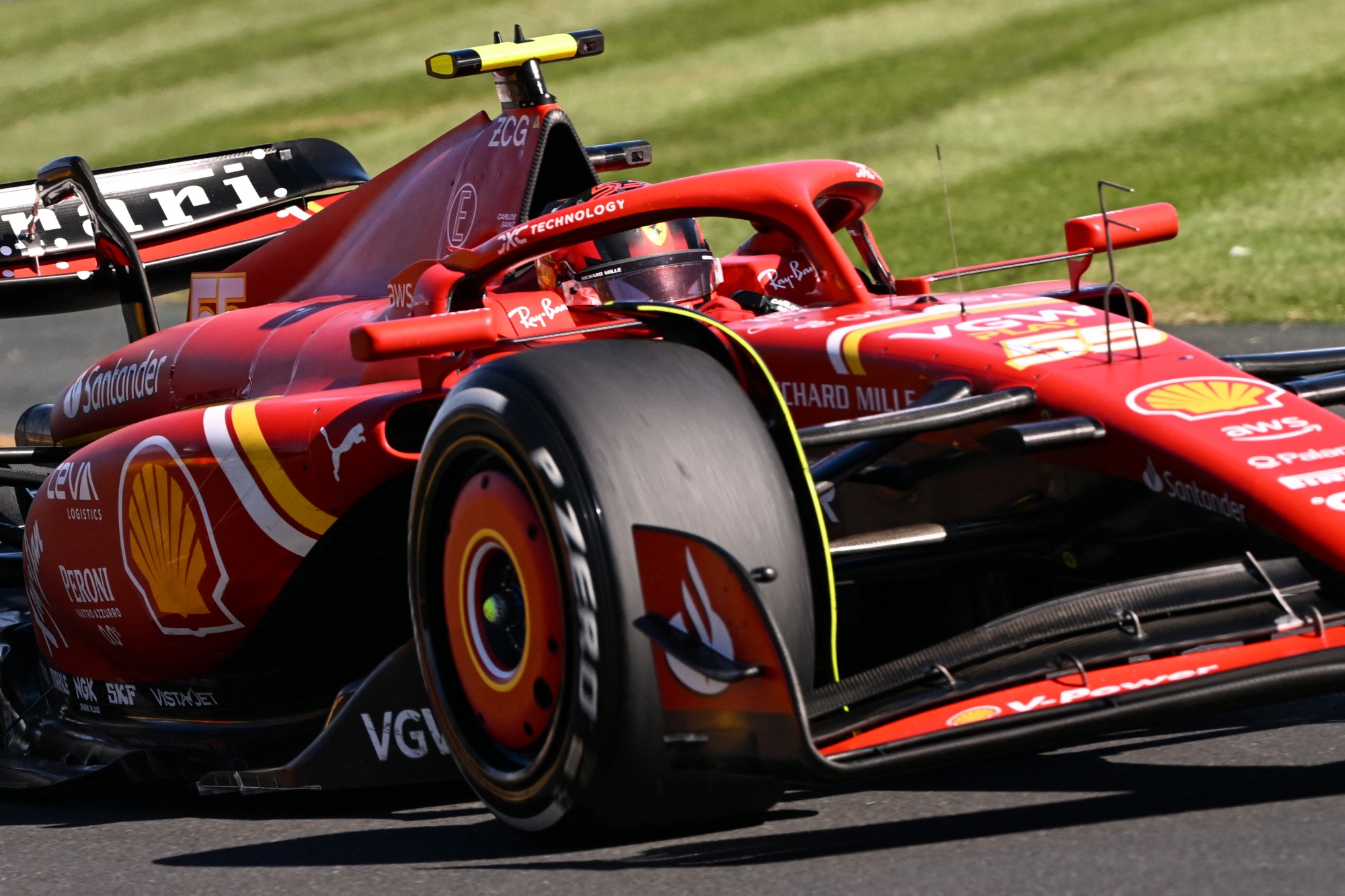 Carlos Sainz wins F1 Australian GP after early exit for Verstappen