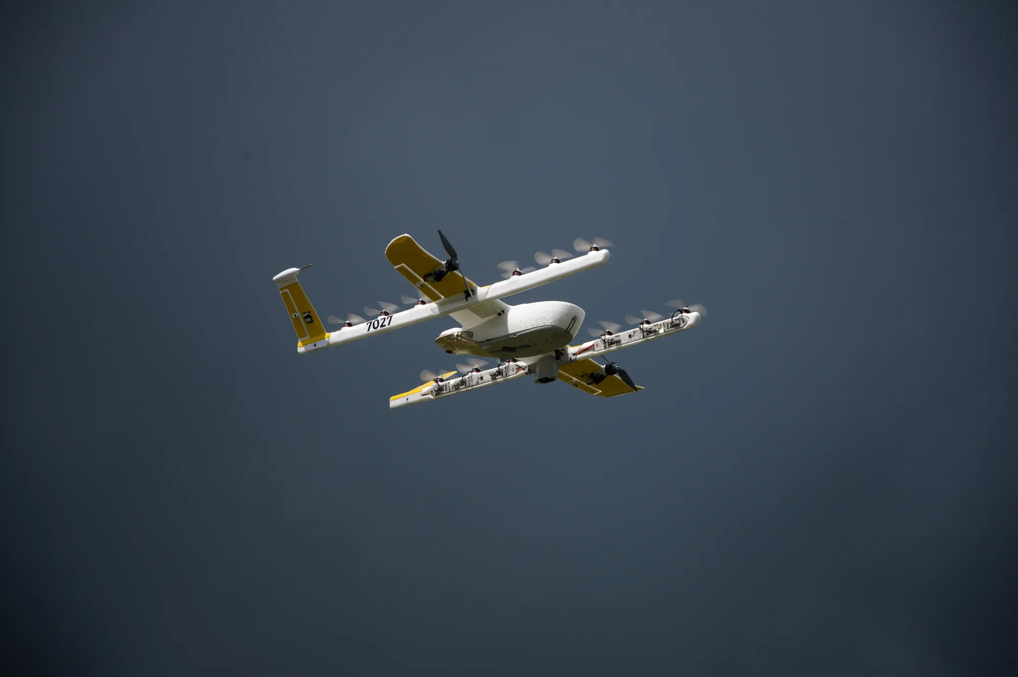 Google Demonstrates Project Wing Drone Delivery 