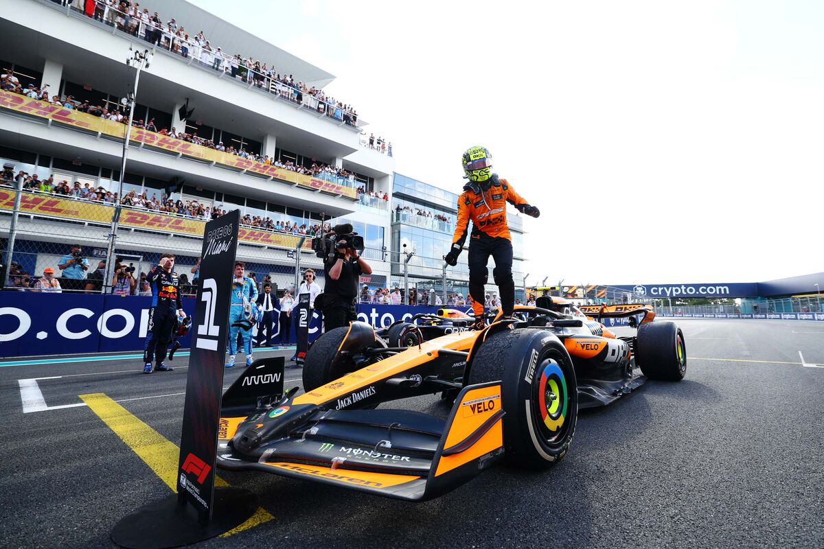 Miami Bounces Back For McLaren Upset Win at Third F1 Grand Prix - Bloomberg