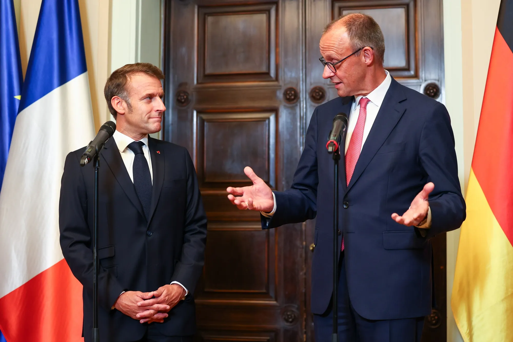 French President Emmanuel Macron and German Chancellor Friedrich Merz
