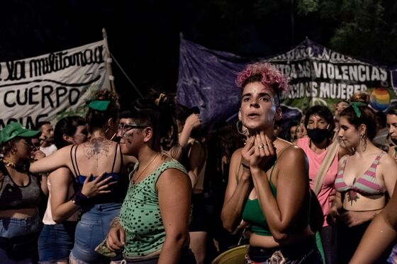 Argentina Legalizes Abortion in Major Shift for Women’s Rights