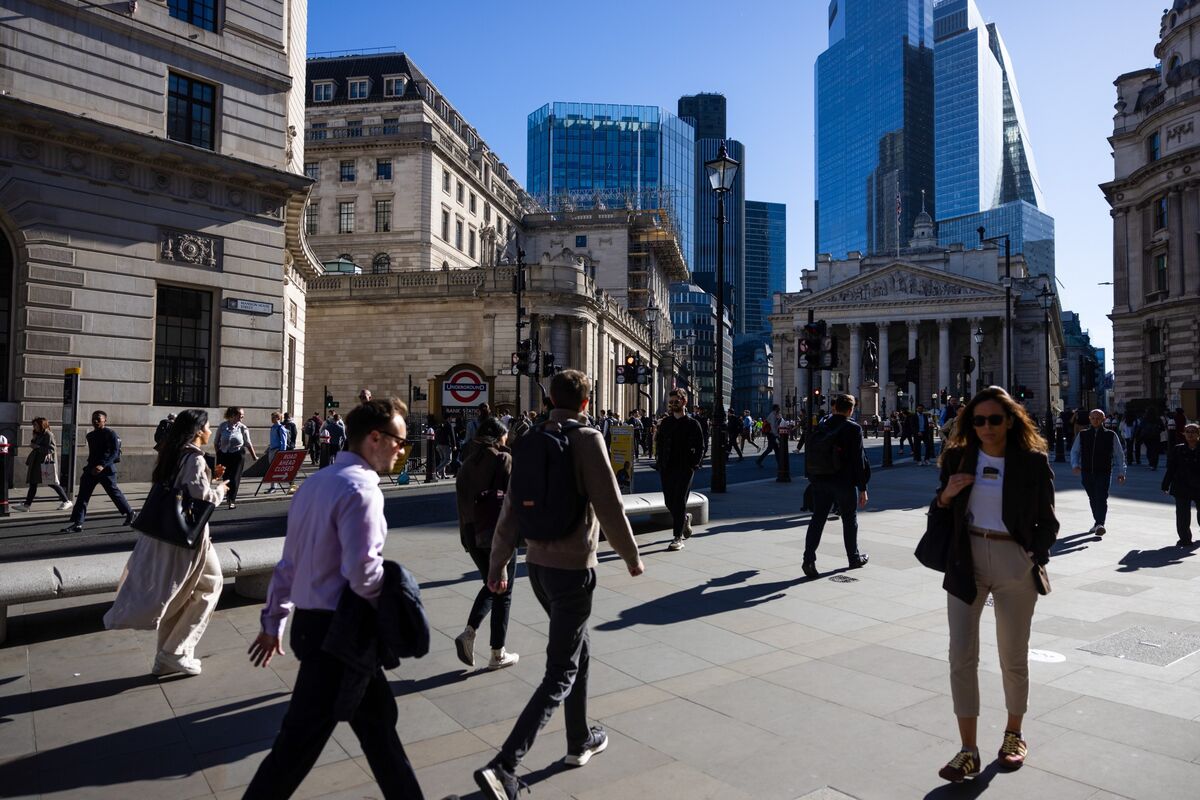 UK Appoints Canada Statistician to Fix Its Faulty Economic Data