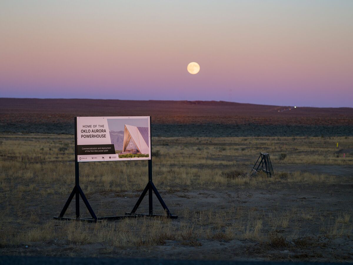 The<strong> </strong>Risky<strong> </strong>Movement to Make America Nuclear Again