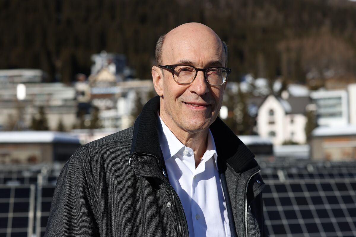 Ken Rogoff on How Crypto Is Infiltrating the Dollar’s Hegemony