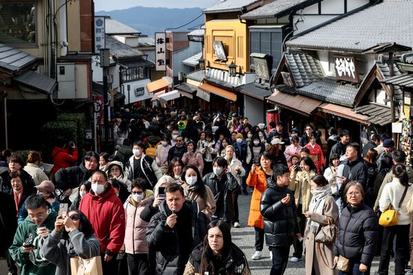 Luxury, Hotel Stocks Are All the Rage as Tourists Flock to Japan