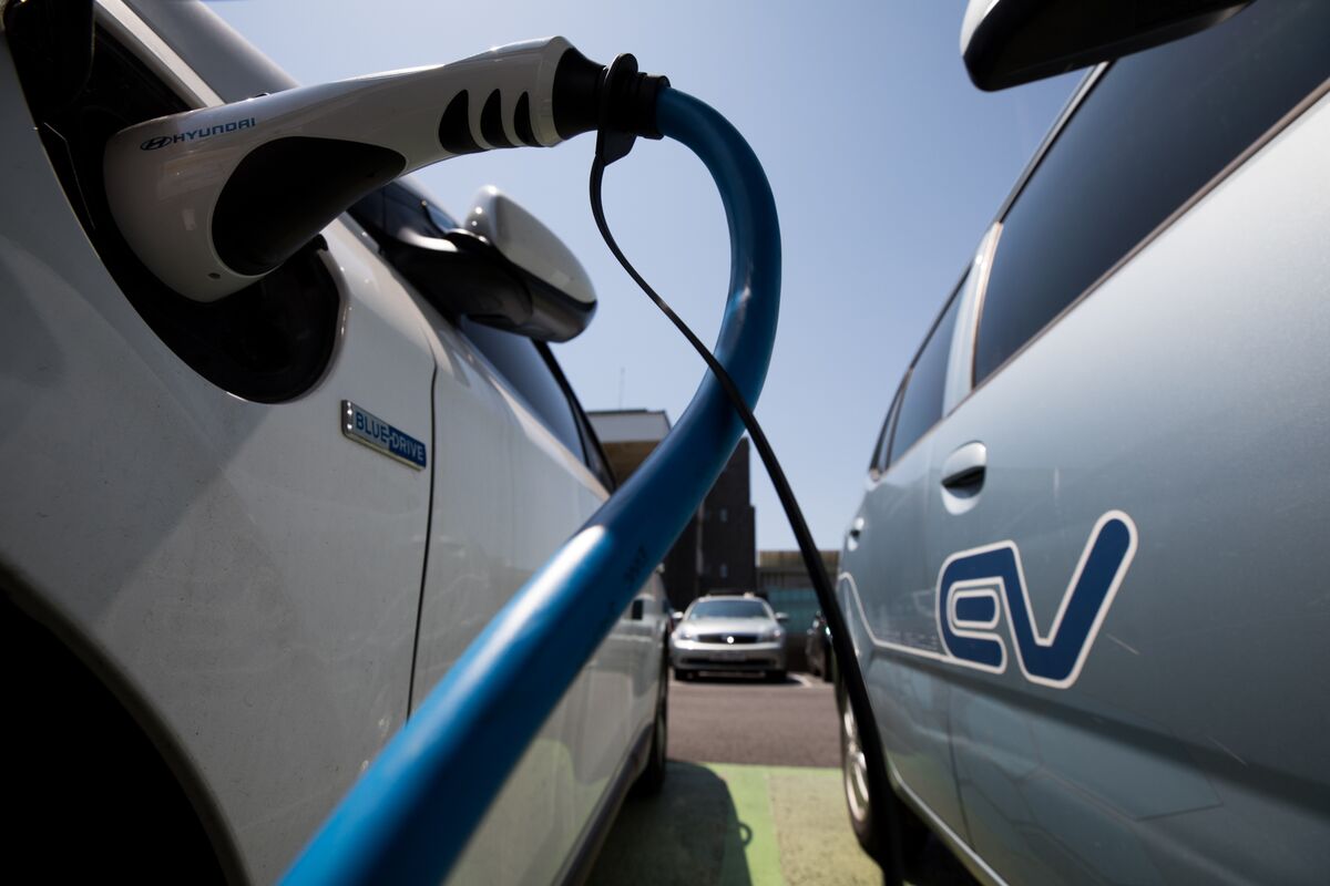 Electric Cars May Be Cheaper Than Gas Guzzlers In Seven Years