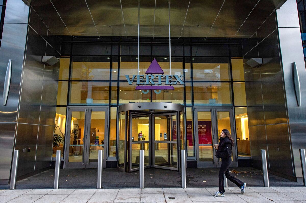 assets.bwbx.io image