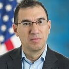 Headshot of Andrew M Slavitt "Andy"
