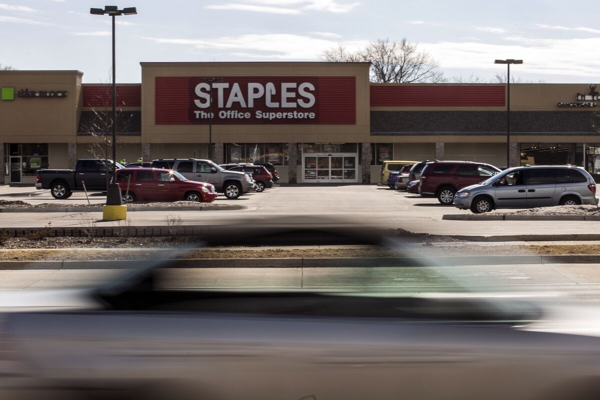 Staples Canada Acquires Office Supply Dealers to Improve and Grow  Operations: Interviews