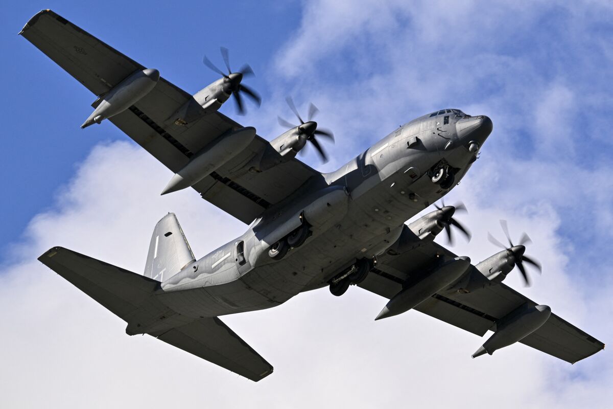 US Advances Vietnam C-130 Deal With $100 Million Support Package
