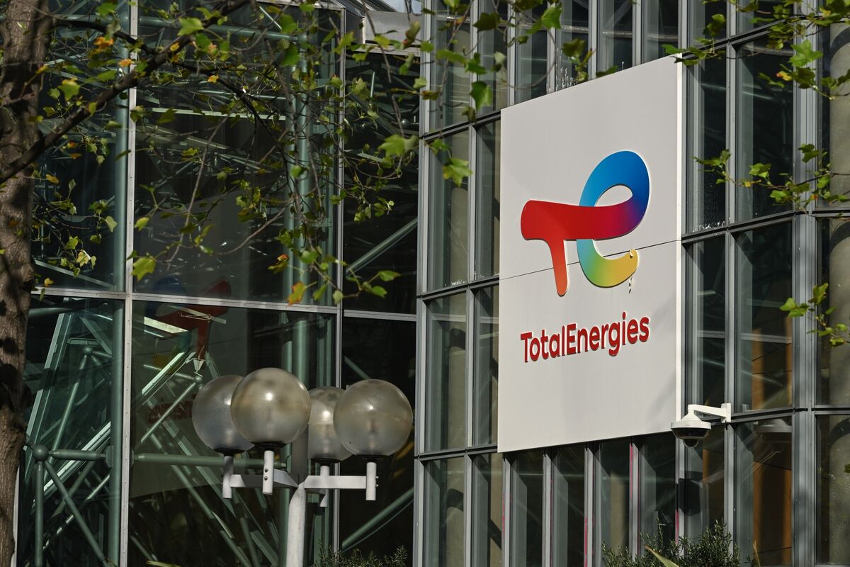 bloomberg.com - Paul Burkhardt - TotalEnergies and BlackRock Agree on $1.8 Billion Africa Asset Financing