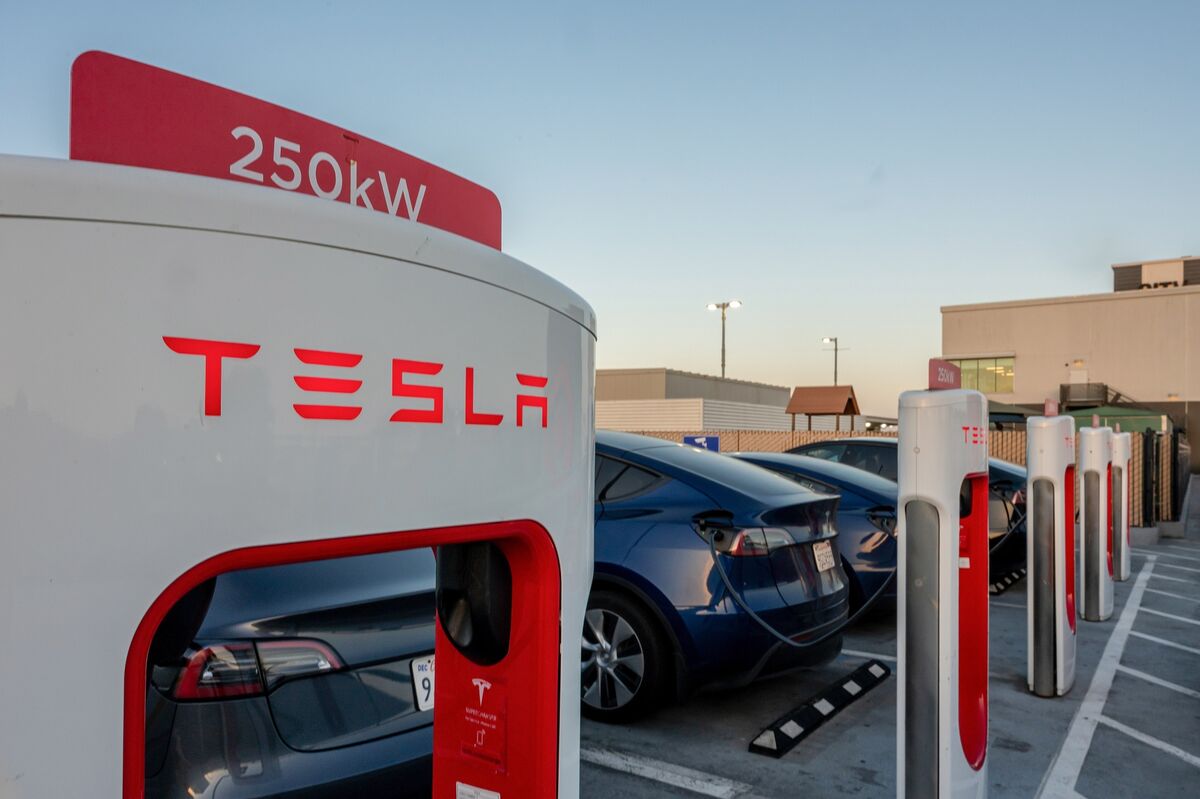 assets.bwbx.io image