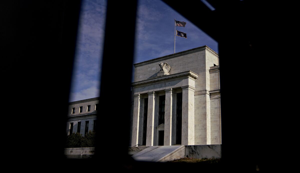 Fed Warns Of Significant Financial-Sector Vulnerabilities - Bloomberg