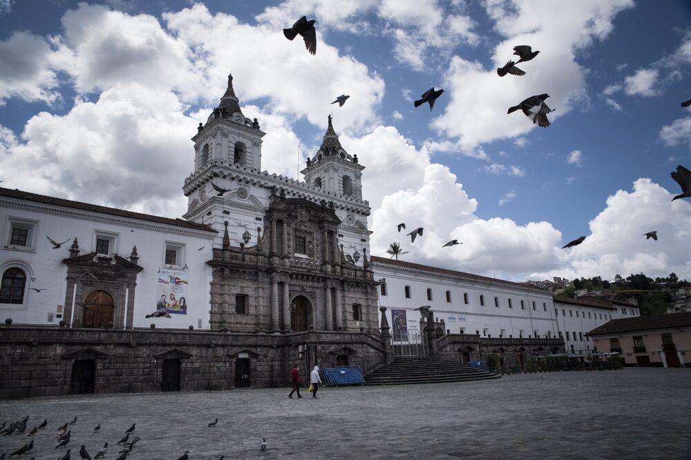 new balance quito ecuador weather