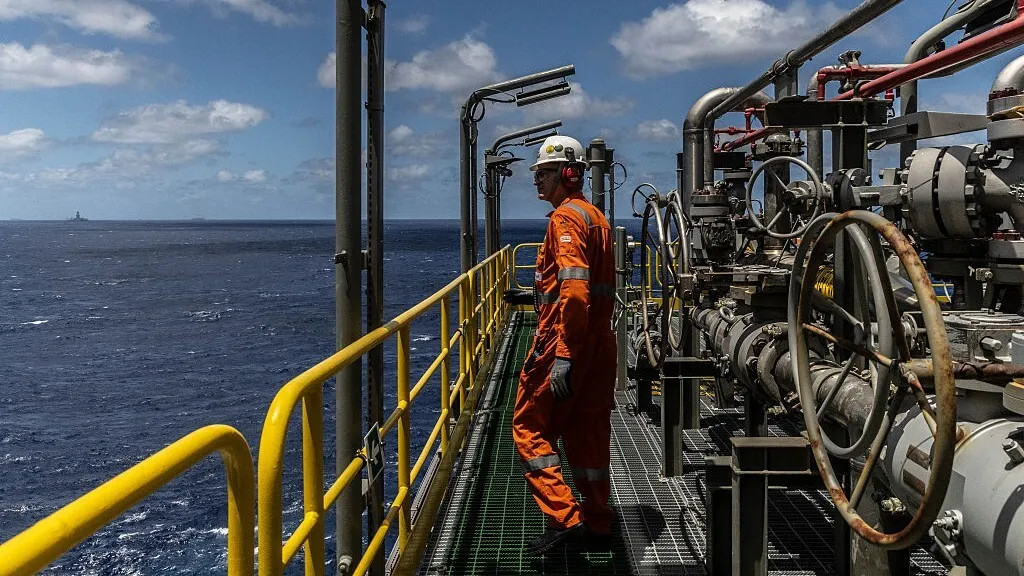 bloomberg.com - Watch Energy Market Risks and Oil Prices: Goldman Sachs Sees Highest Energy Capex Since Shale Revolution