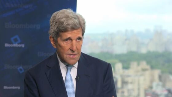 China Must Speed Up Emissions Cuts, John Kerry Says