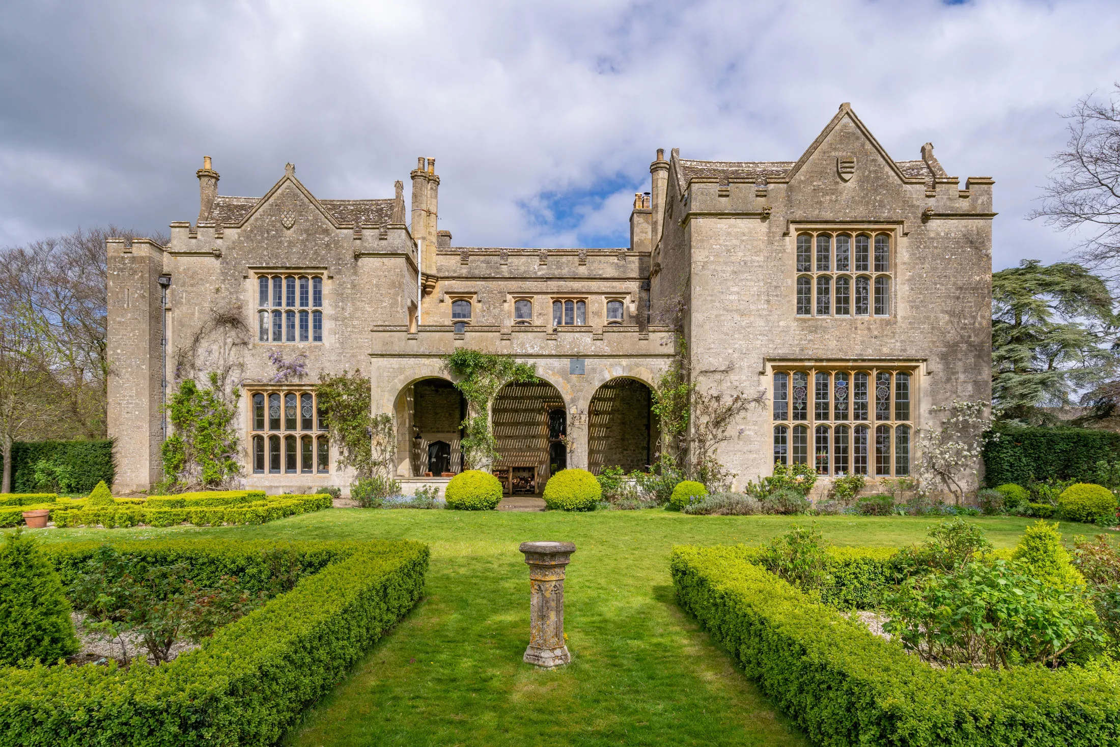 Wytham Abbey, just three miles west of Oxford, is on sale for £15 million ($18.7 million).&nbsp;