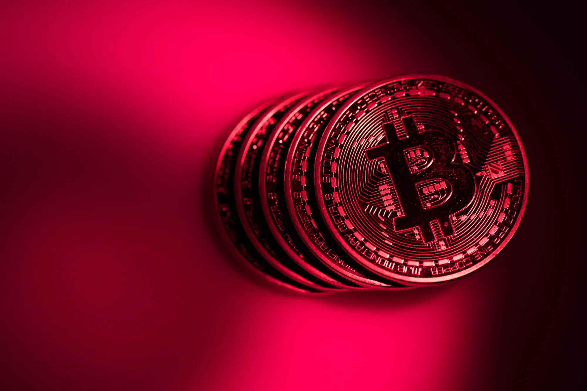 ビットコインは今週も大幅安か、昨年９月以来の3000ドルも視野に - Bloomberg