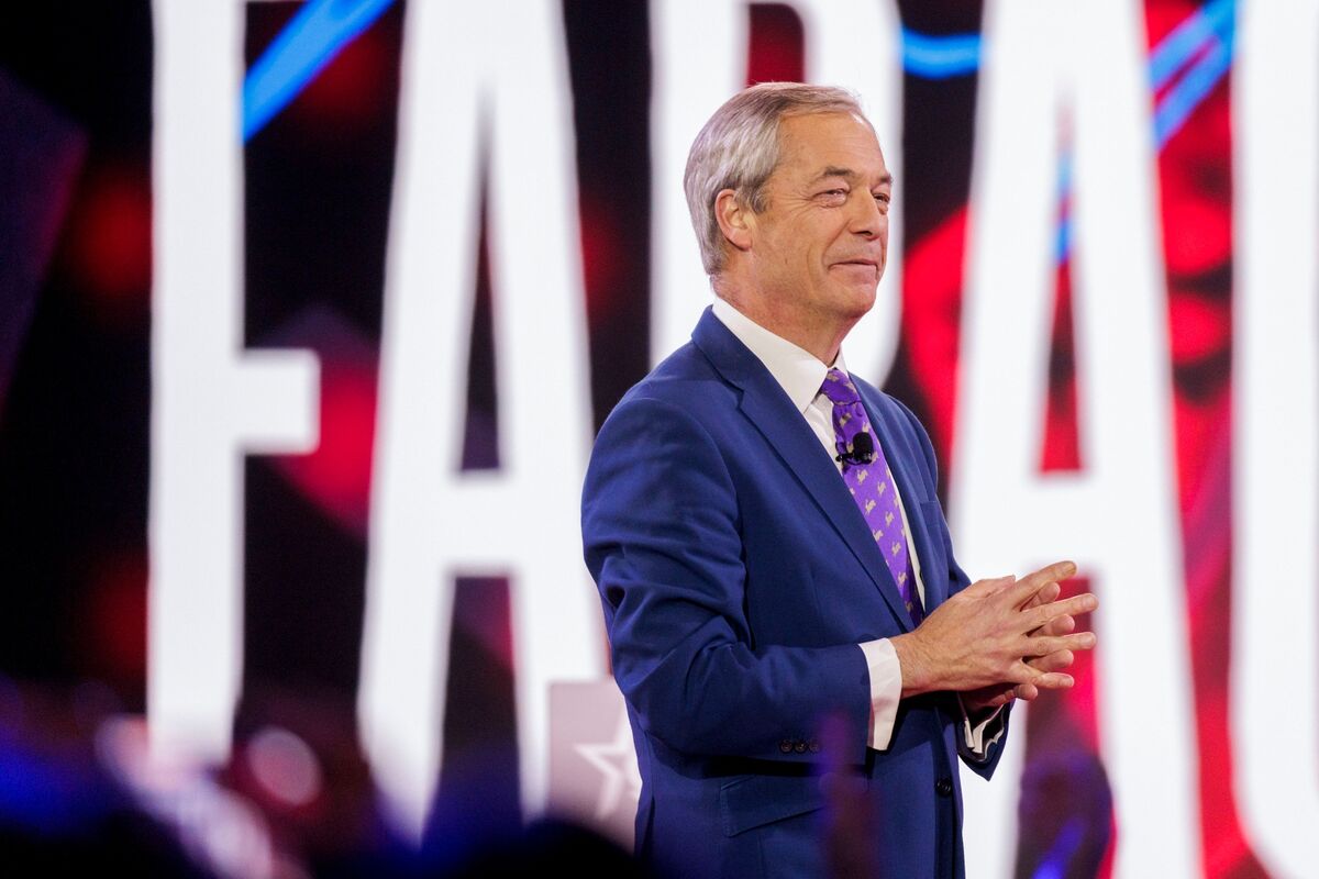 Farage’s Rise Calls Bank of England Independence Into Question