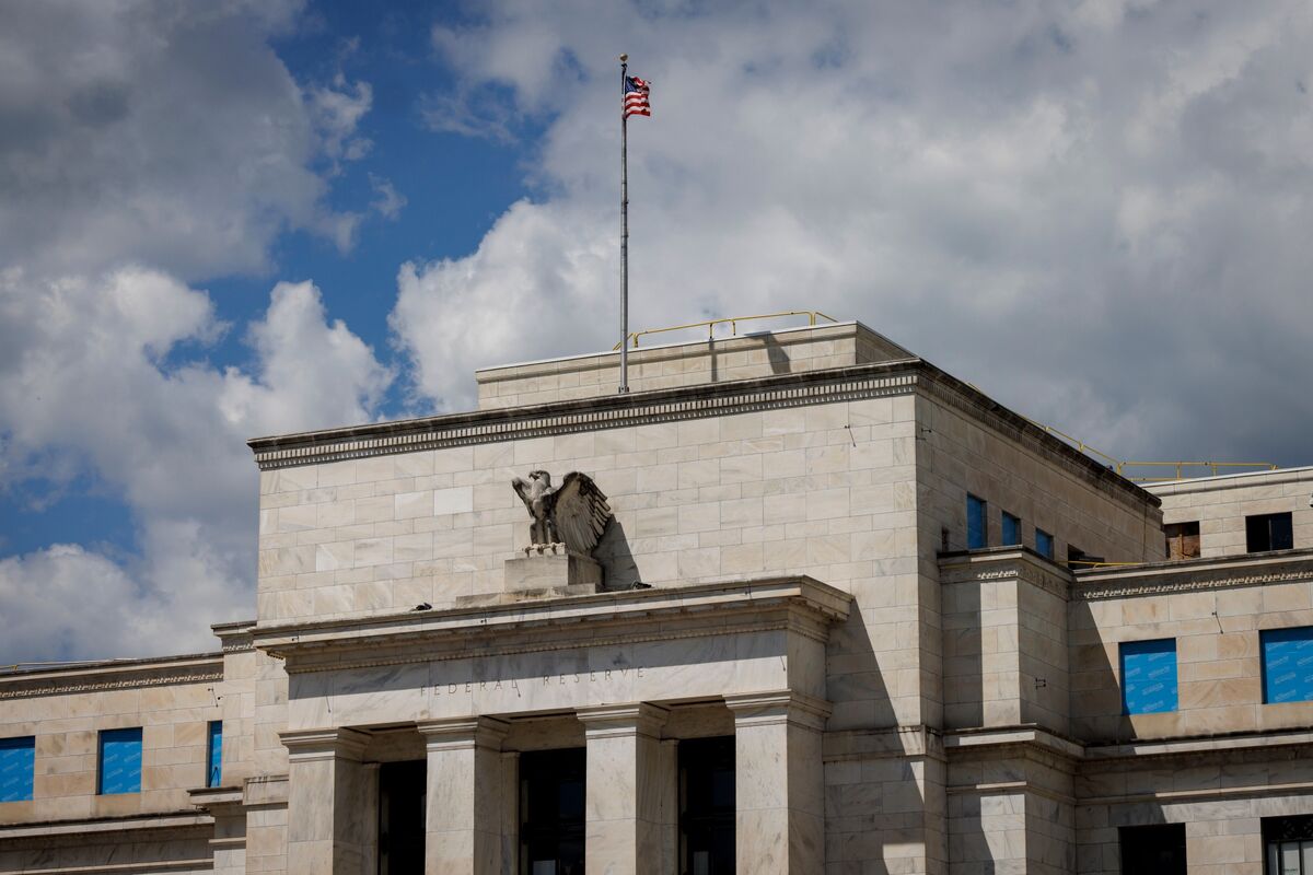 Federal Reserve Cuts Rates Amid Economic Uncertainty