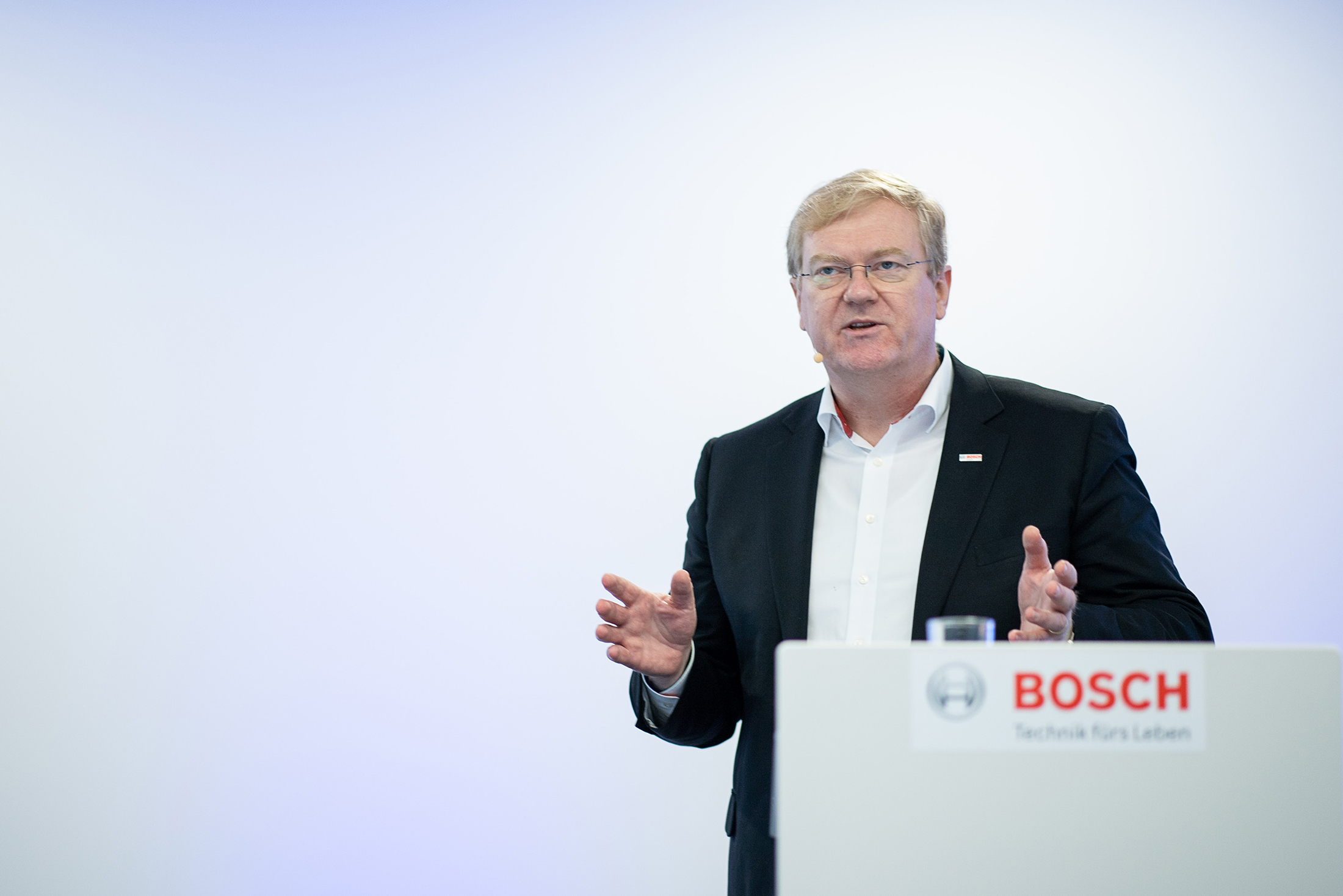Bosch sees growth in 2021, but warns on chips shortage