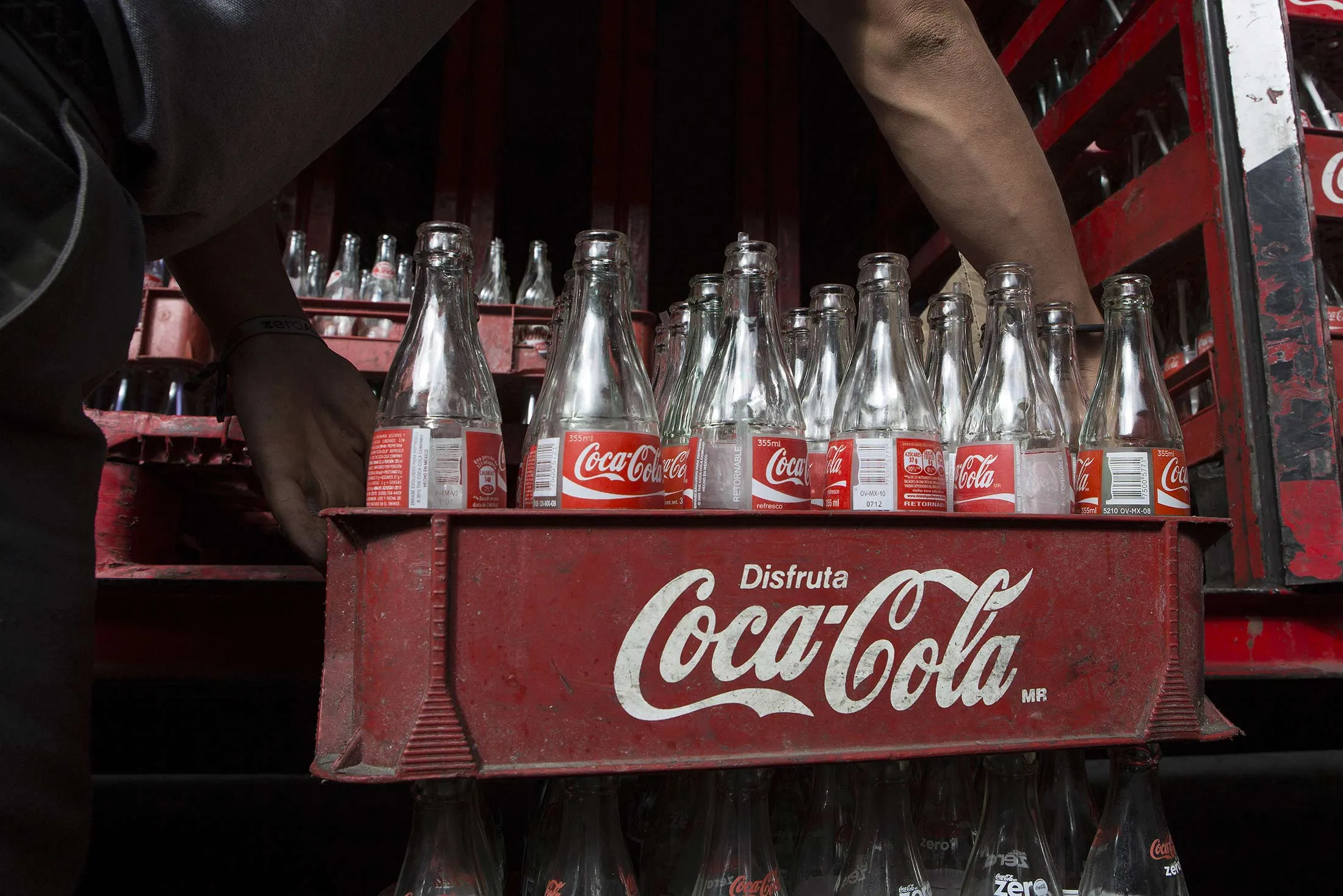 1476455209_2-soda-coca-cola-coke-mexico