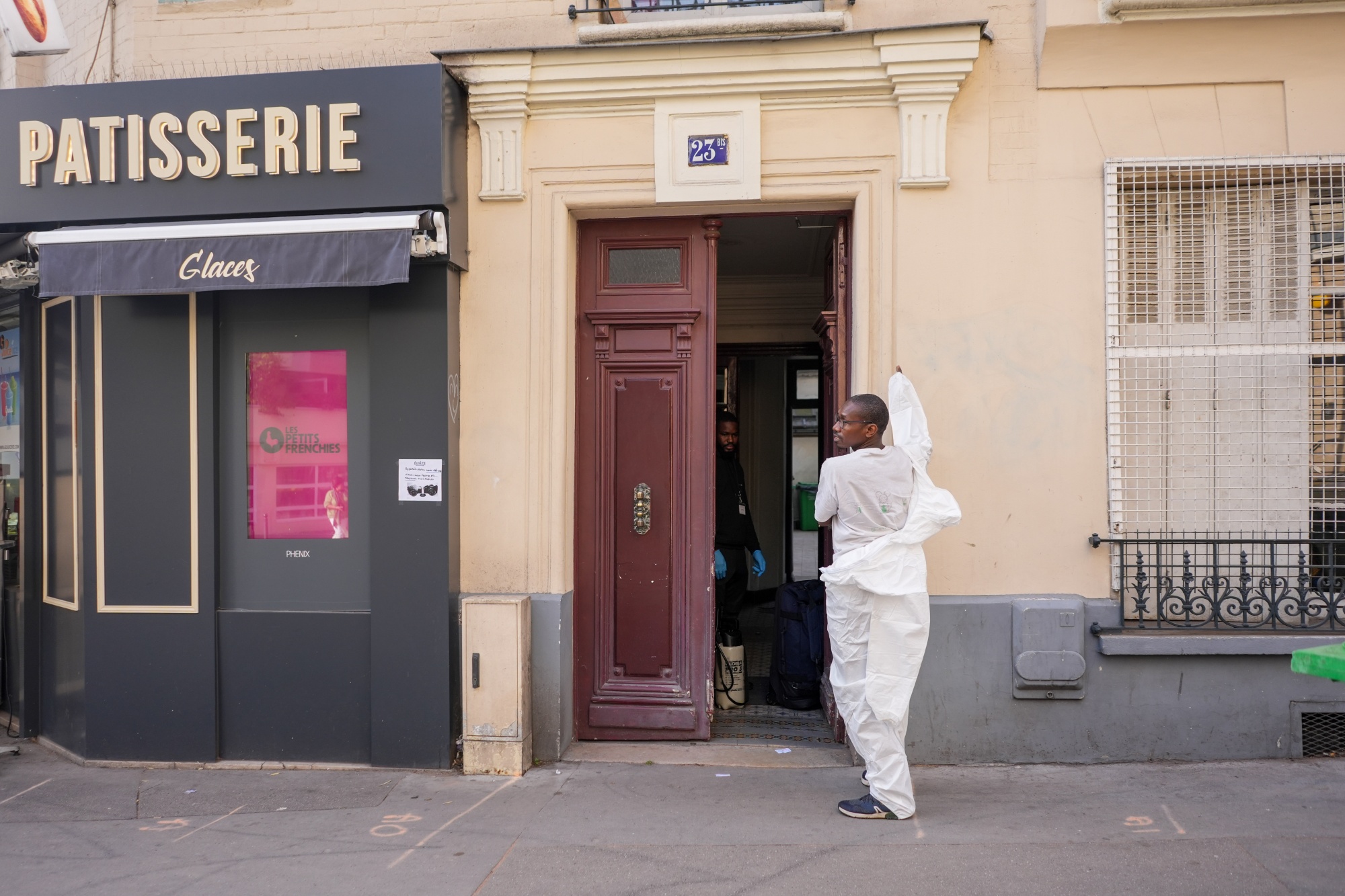 Will Paris Fashion Week Bedbugs Follow Travelers to NYC?