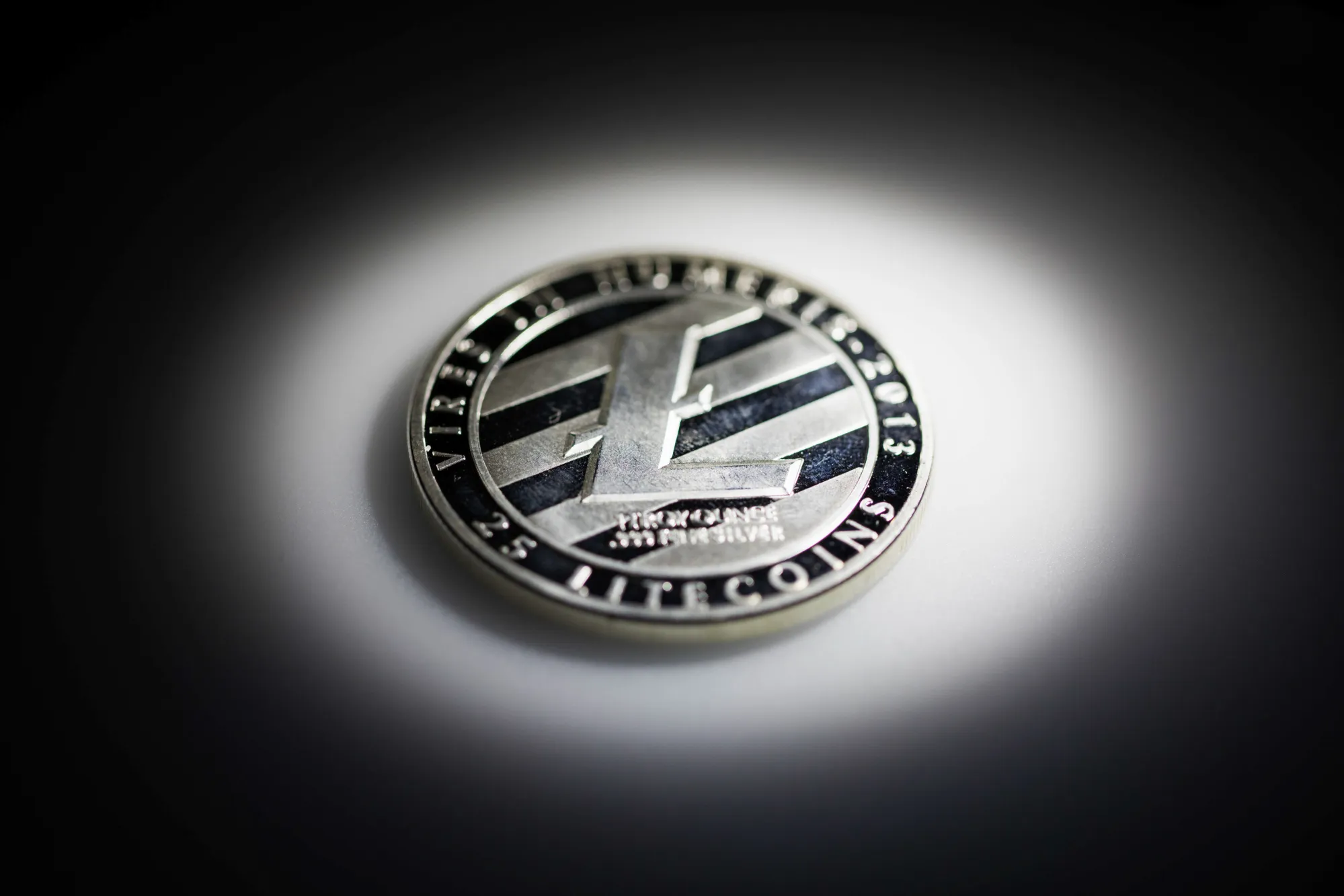 Litecoin (LTC) Price Rallies After Bitcoin (BTC) Fees Reach $30 - Bloomberg