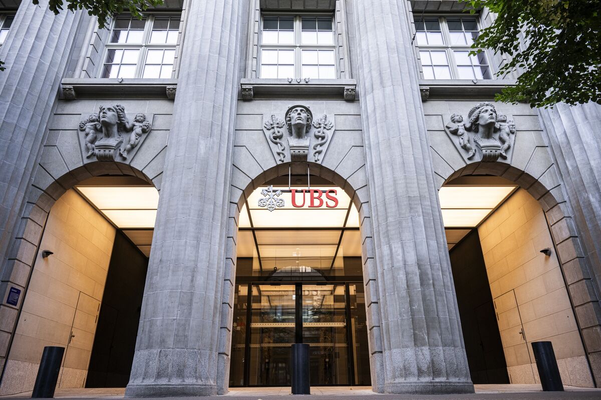 SNB’s Martin Says 90% Plan Would Be ‘Good Amount’ of UBS Capital