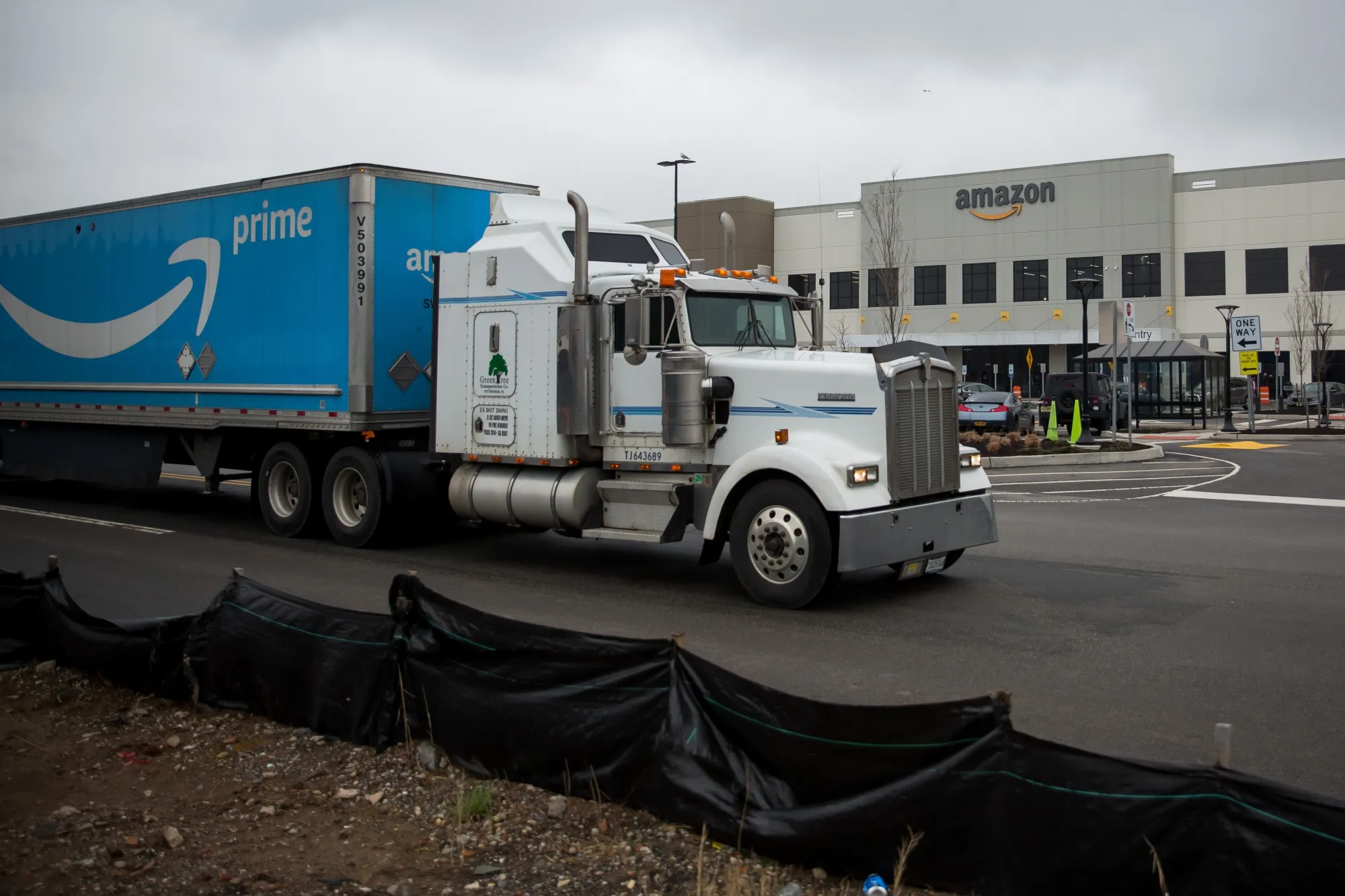 Whole Foods Workers Planning 'Sick Out' Over Coronavirus 