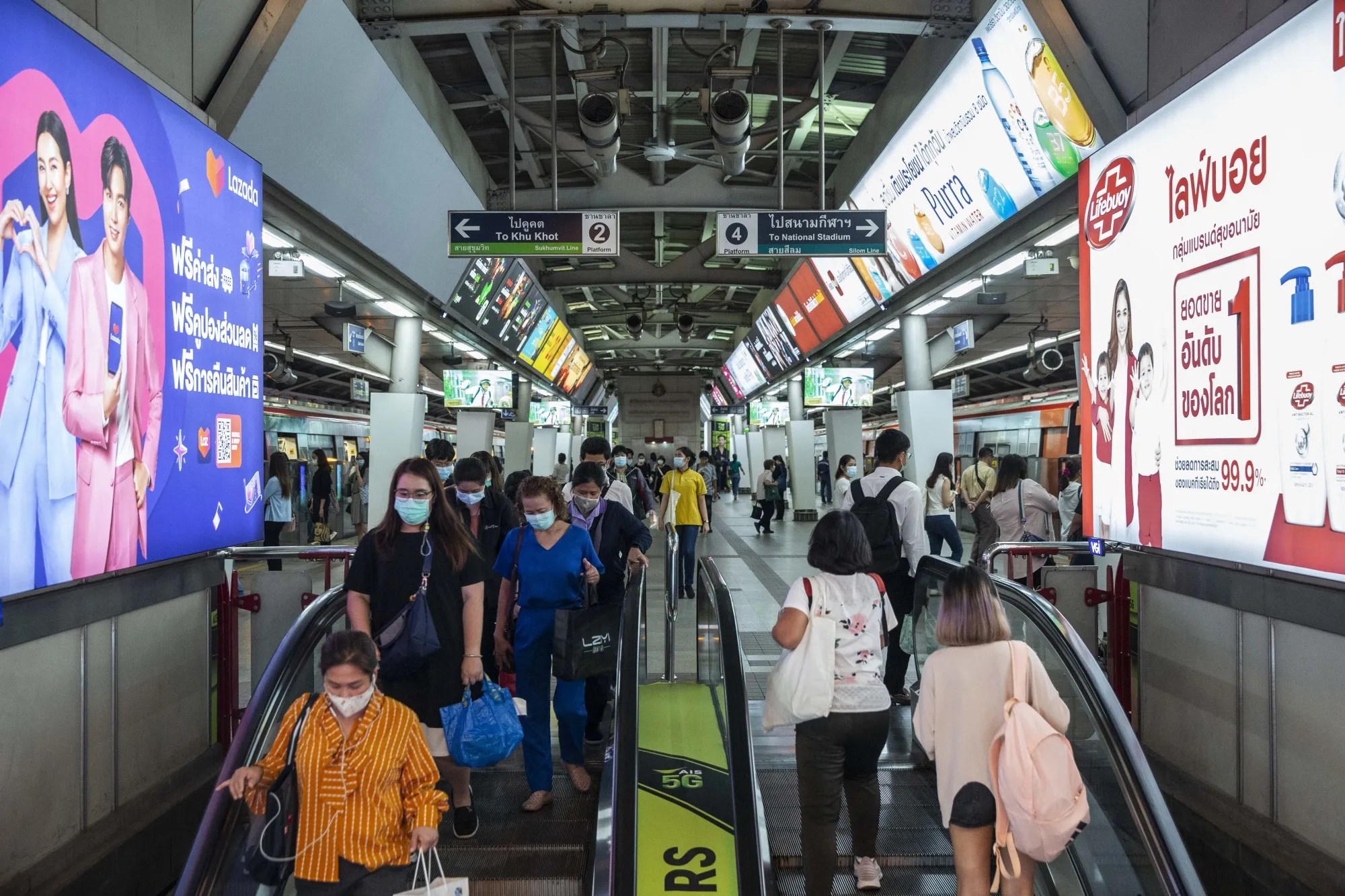 Thai Economic Conditions Tipped to Worsen as Virus Spreads
