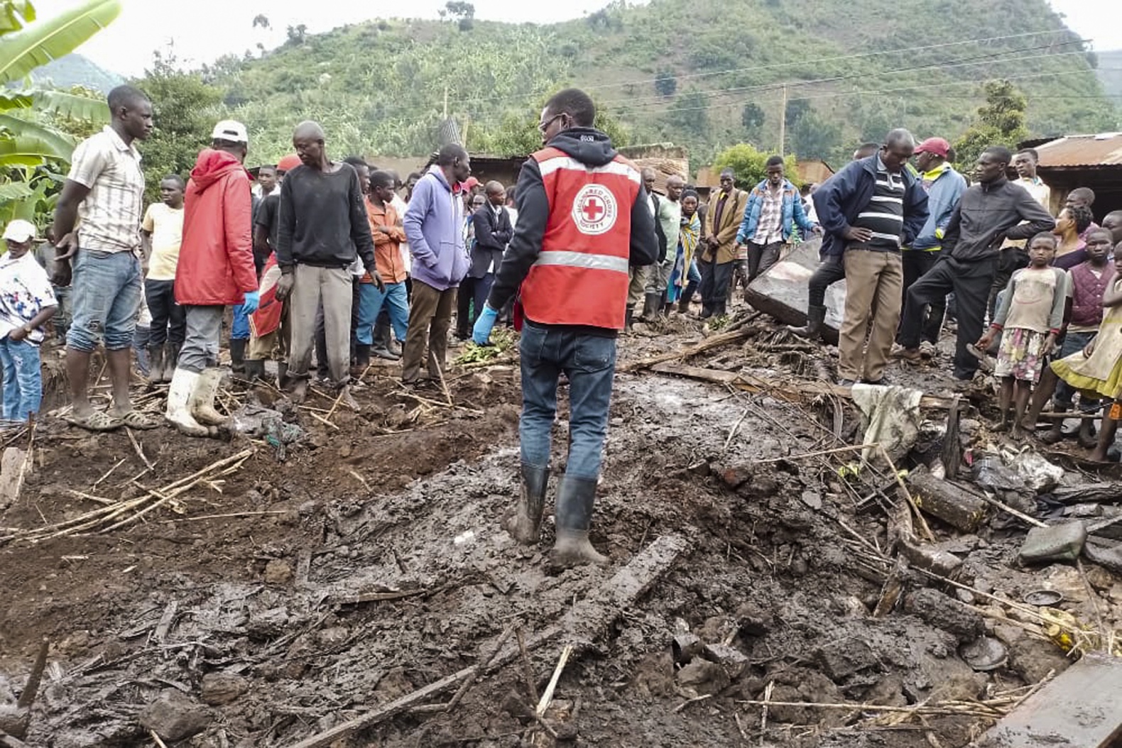 Landslide In Uganda Kills 15 After Heavy Rain: Red Cross - Bloomberg