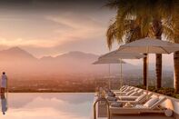 relates to Wellness Resorts Eye Long Covid Treatments as New Moneymaker