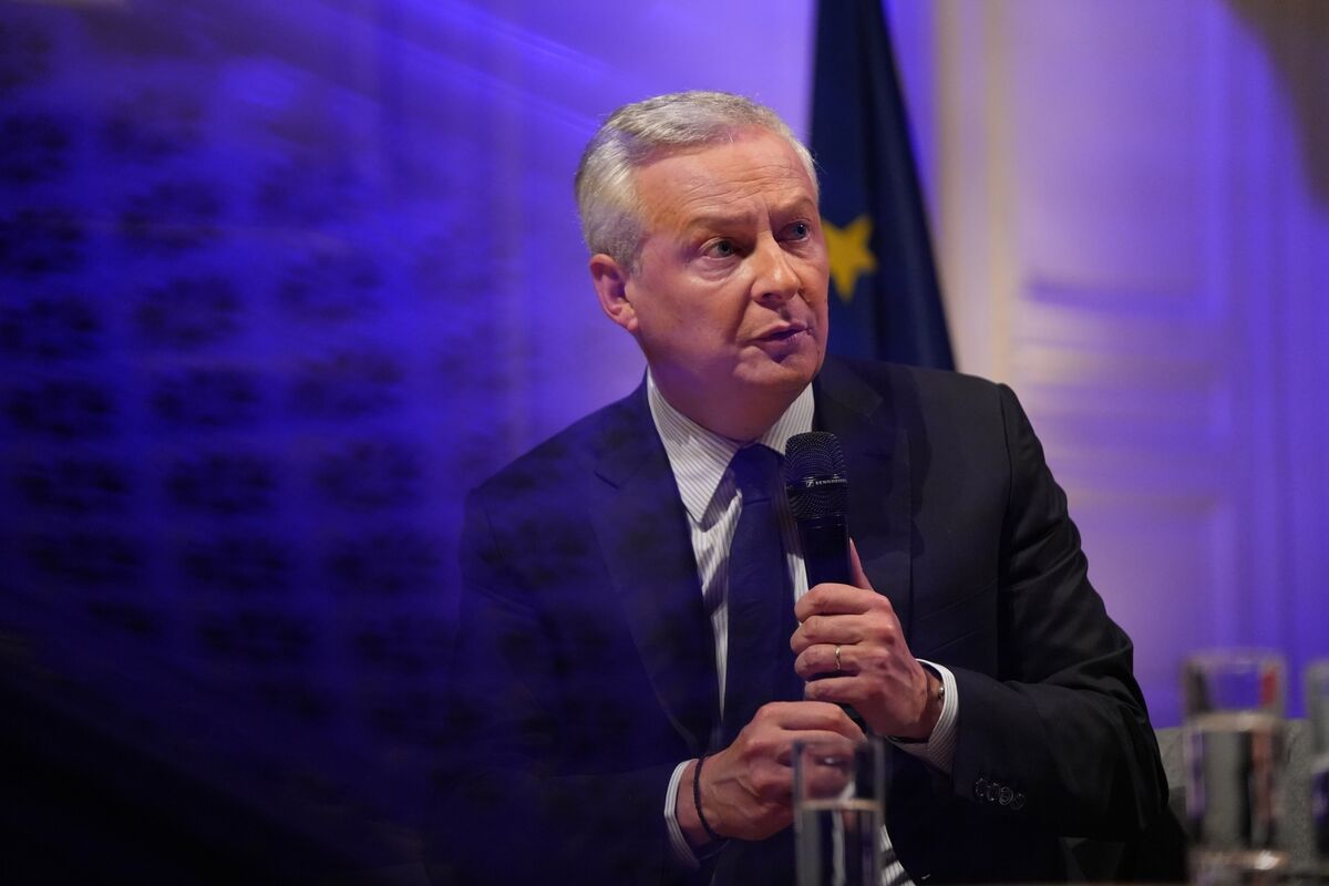 France’s Political Impasse Is Harming the Economy, Le Maire Says ...