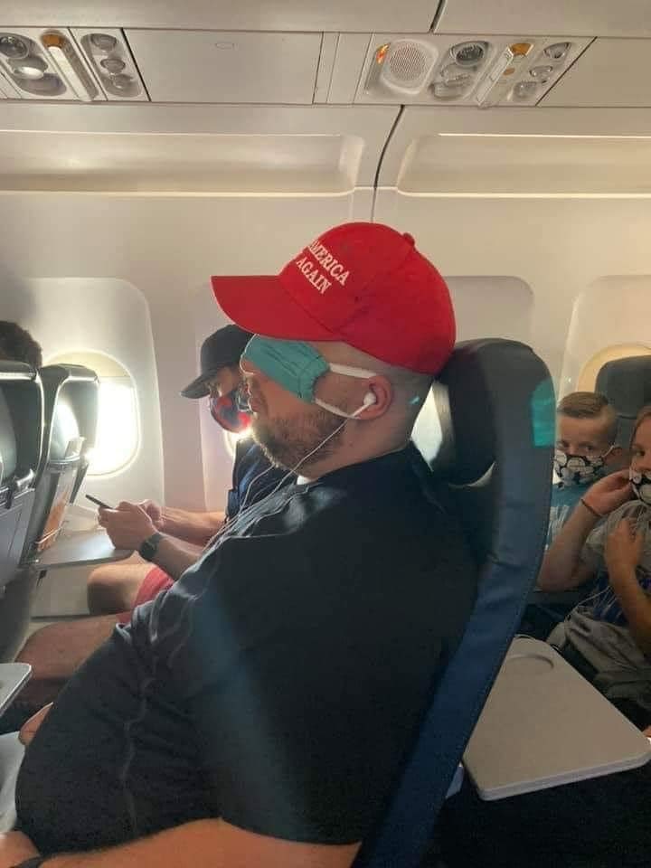 Yes, You Should Keep Wearing Face Masks on Airplanes Bloomberg