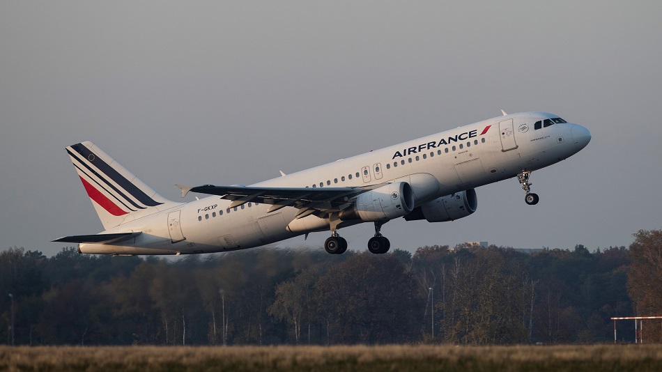 How Strict Is Air France About Carry On 2023? The Getaway Lounge