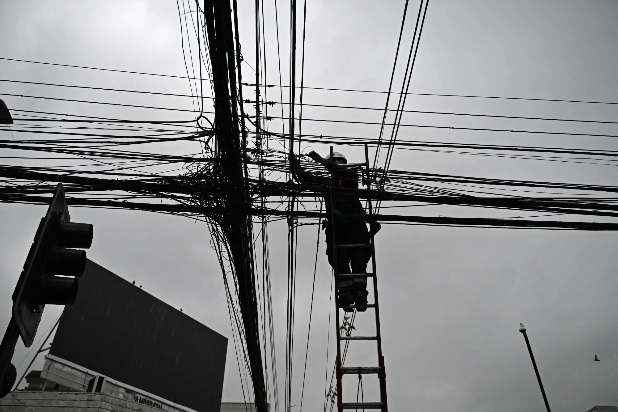 Power lines in Temuco, Chile.