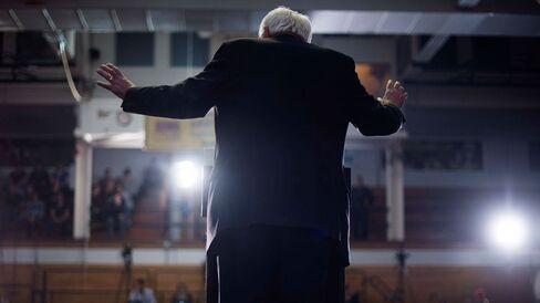Senator Bernie Sanders speaks in Cedar Falls, Iowa, on Jan. 24, 2016.
